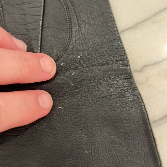 Vintage Leather Gloves - Picture 7 of 16